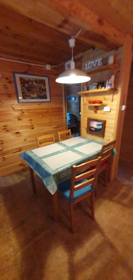 Lesny Nad Jeziorem Holiday home Chorzepowo
